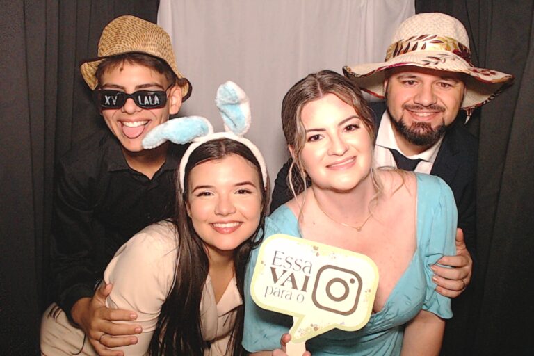 b405f2ad50c24e7593506215a94ec7b4_20250607_231234_HyRRNpNj+2