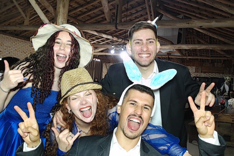 b405f2ad50c24e7593506215a94ec7b4_20250906_213053_ZMeJk2n8+3